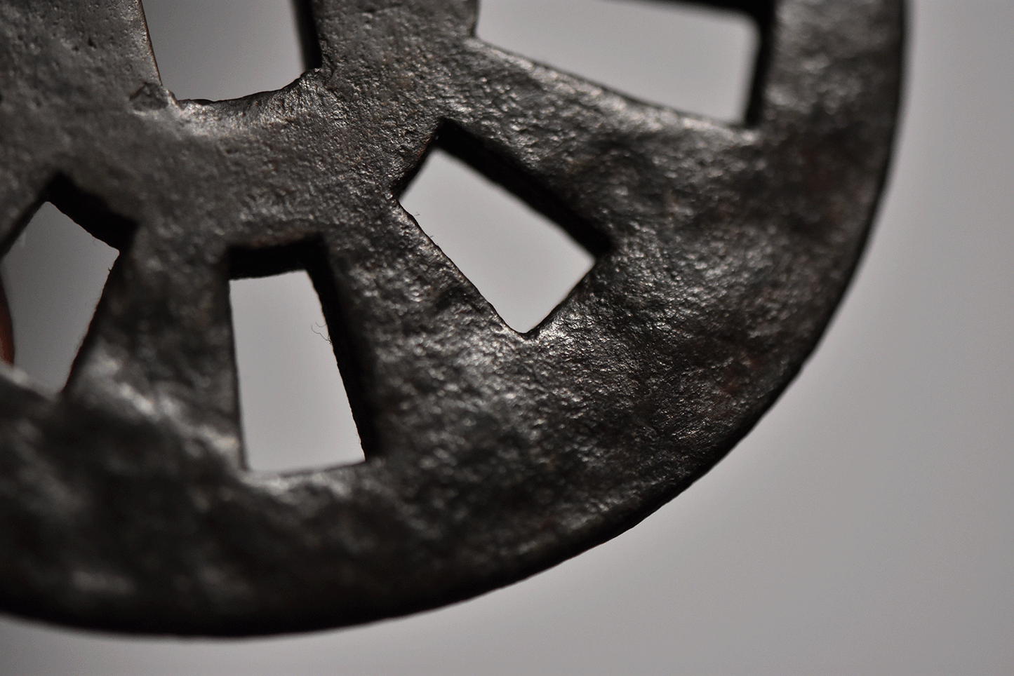 - Tsuba - OWARI Sadahiro (貞広) - NBTHK Hozon