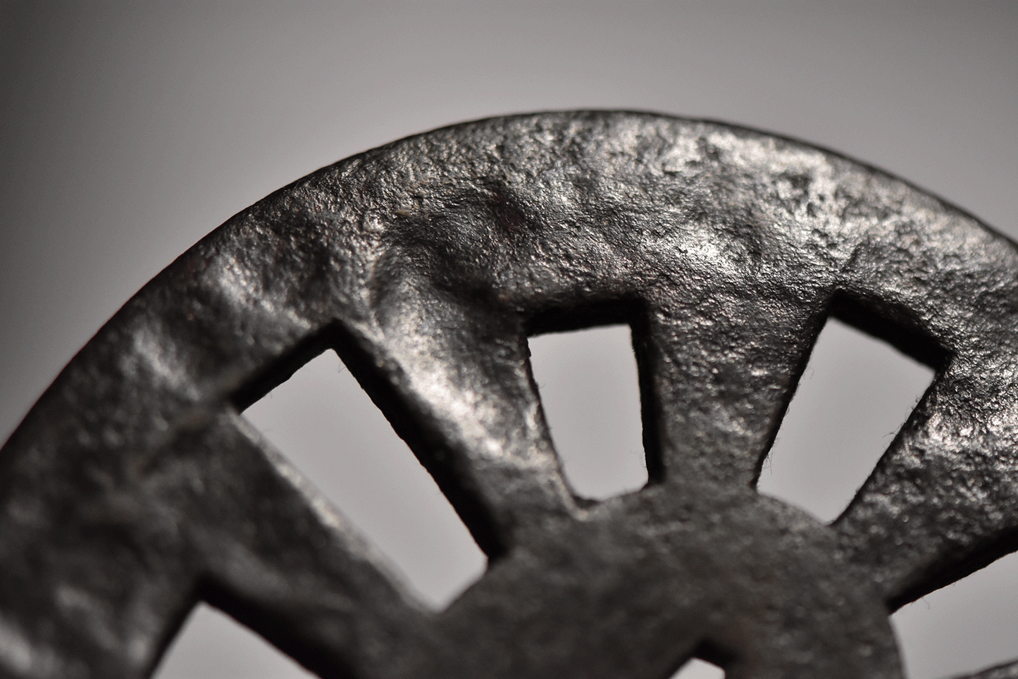 - Tsuba - OWARI Sadahiro (貞広) - NBTHK Hozon