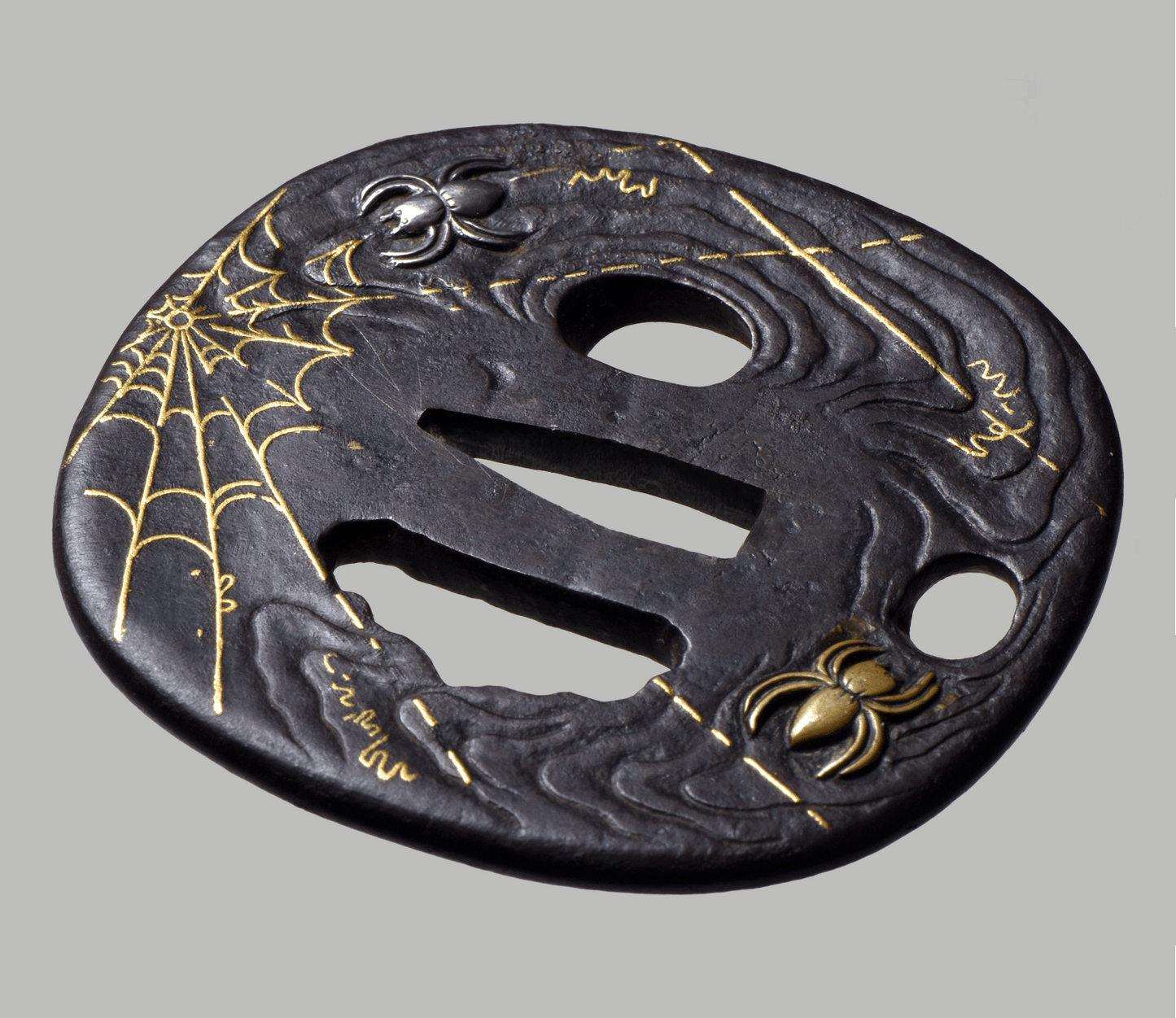 - Tsuba - Edo Higo Kumagai "sasagani (笹蟹, spider, spider web) - NBTHK Tokubetsu Kicho Token 肥後 熊谷