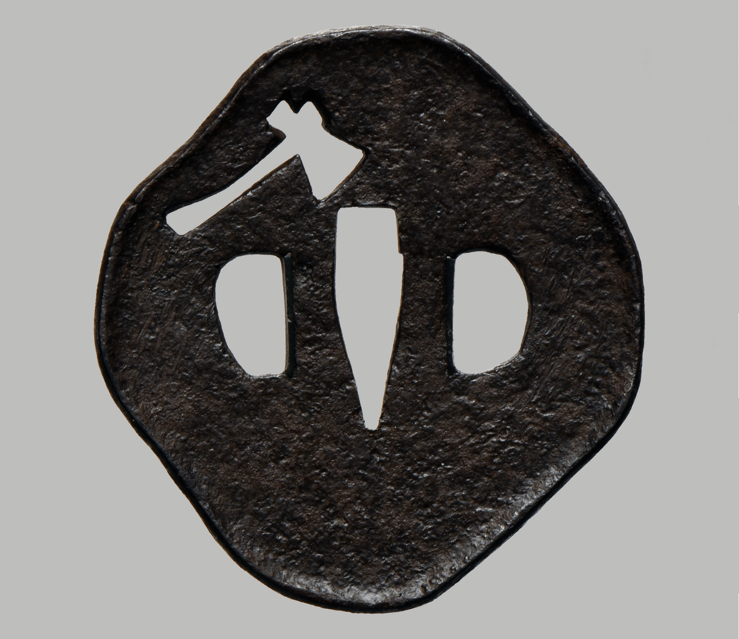 Tsuba - Myochin Munetsugu - Muromachi Tachi Tsuba