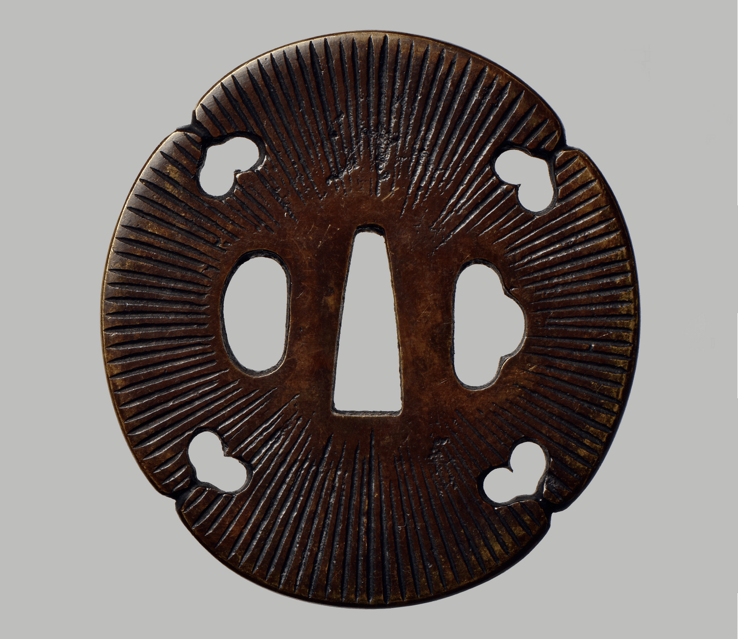 Tsuba Yasuchika 安睦 Amida Buddah, Sea roses leaves - heavy signed piece
