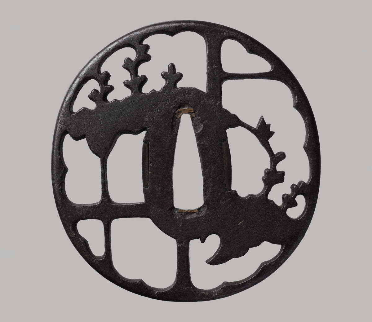 - Tsuba - Nishigaki Kiri Sukashi Tsuba — NBTHK Hozon