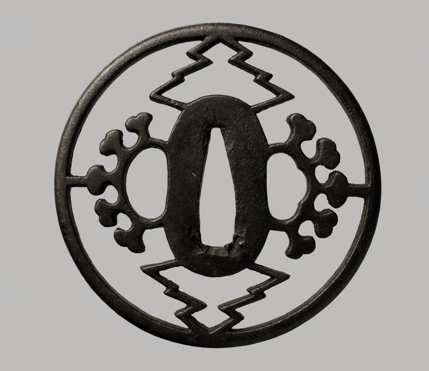 Tsuba - Owari Tsuba — Iron Ji-Sukashi