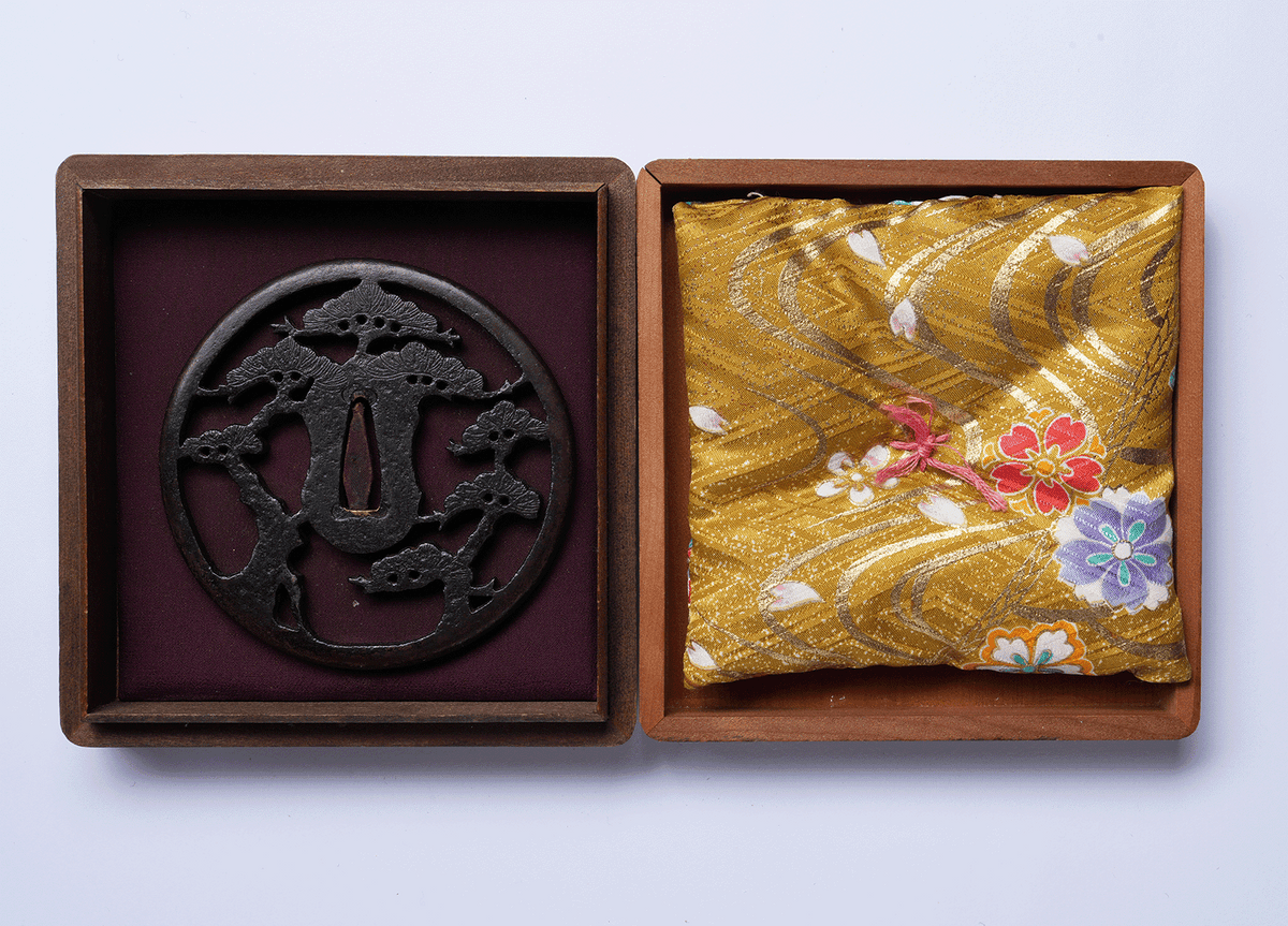 - Tsuba - Higo Omatsune Tsuba — Especially Large, with Box