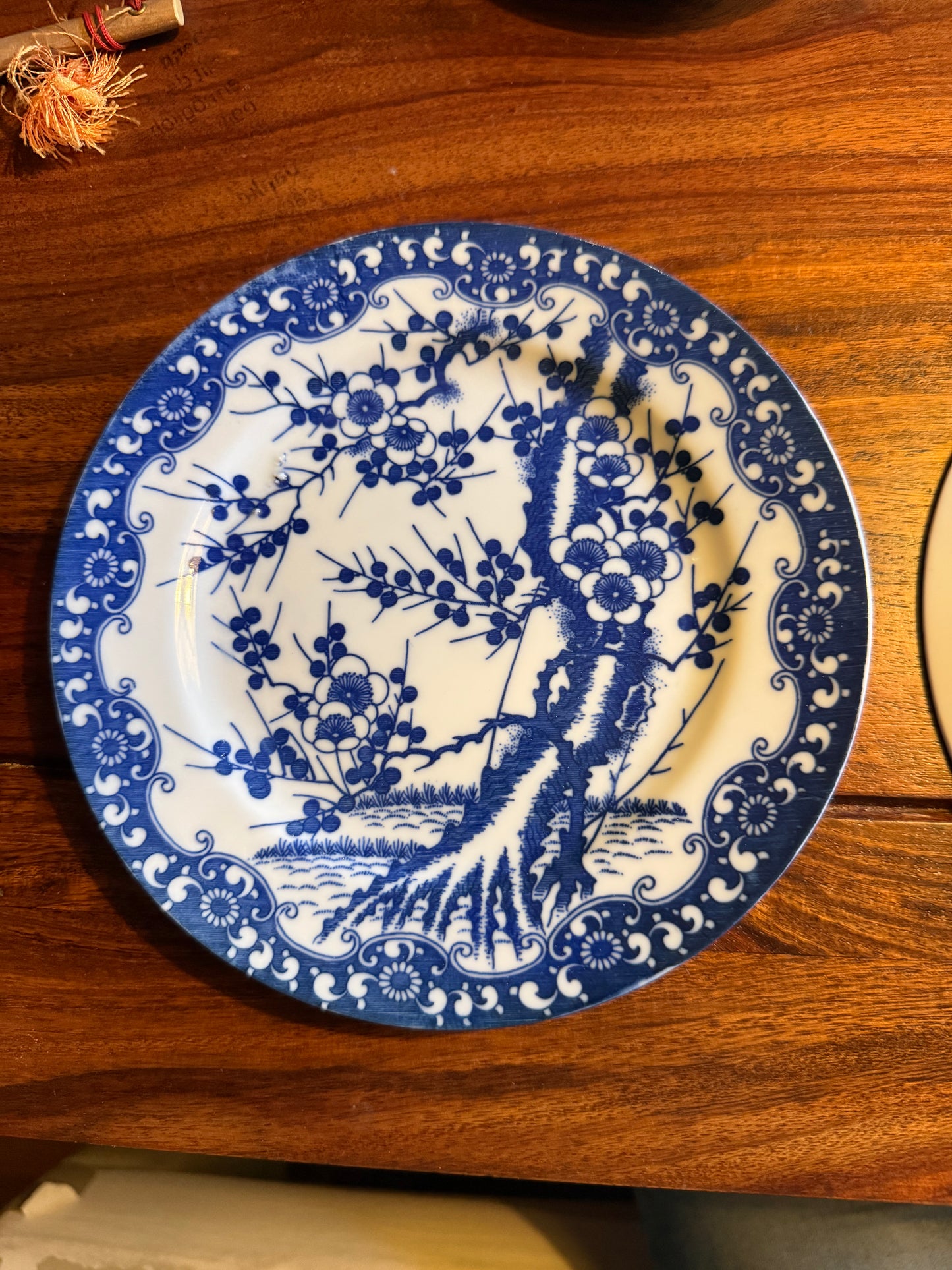 日本特製 / Nihon Tokusei Vintage Japanese Porcelain Tea Set – Nihon Tokusei – 35 Pieces – Blue & White