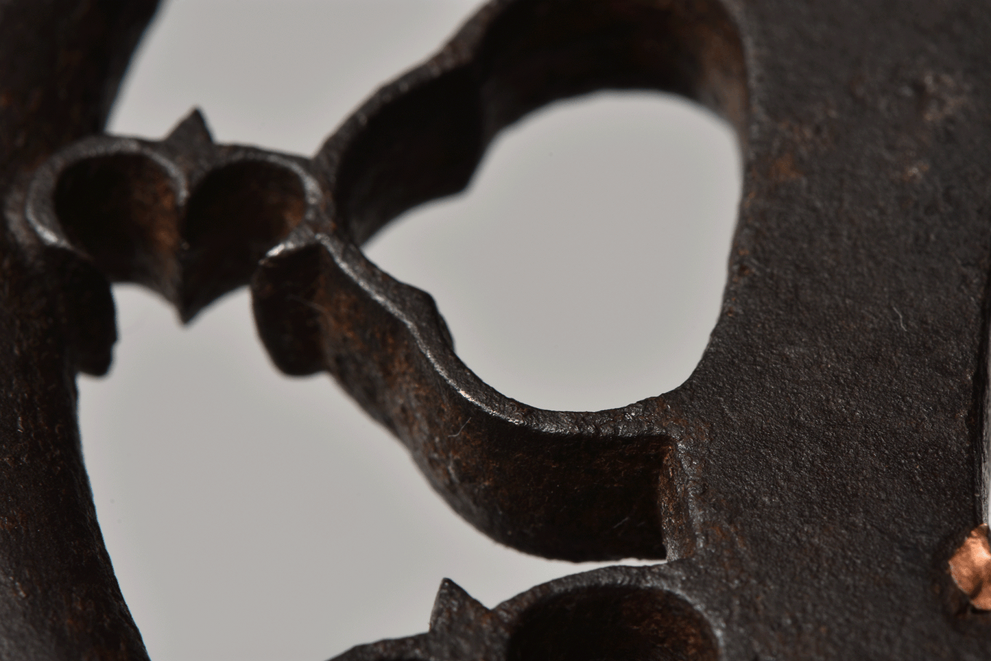 Tsuba Akasaka 3rd Master - 8 Karigane