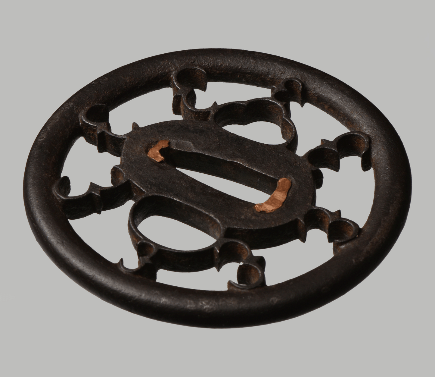 Tsuba Akasaka 3rd Master - 8 Karigane