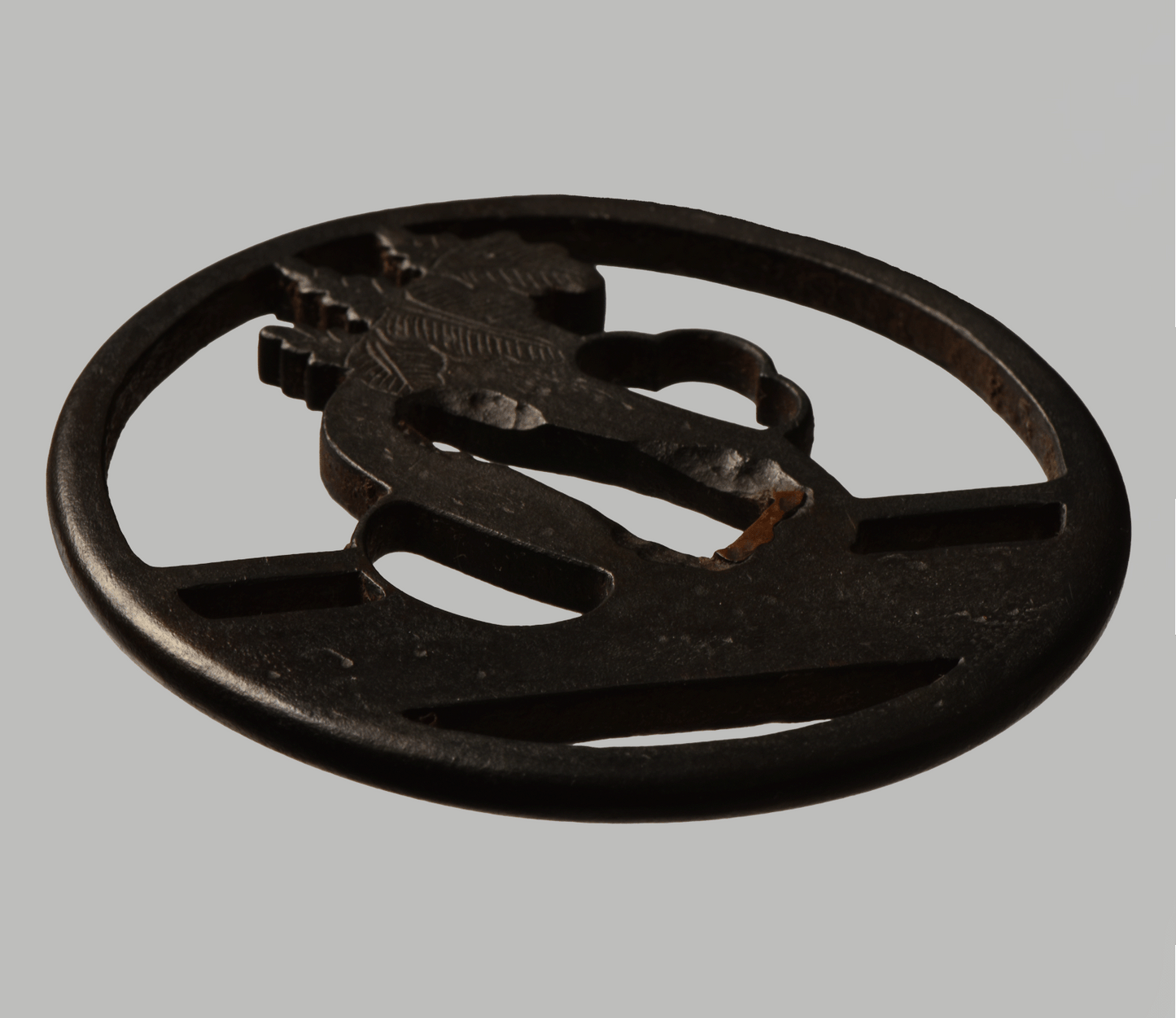 Tsuba - Higo Kirimon 5-7-5 with Taste of Akasaka