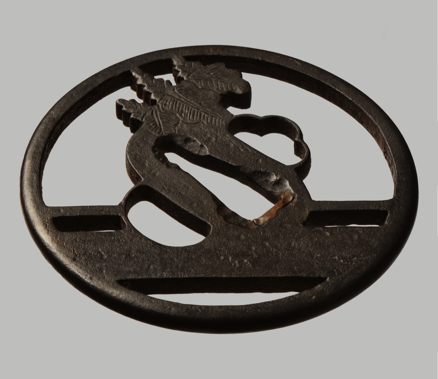 Tsuba - Higo Kirimon 5-7-5 with Taste of Akasaka