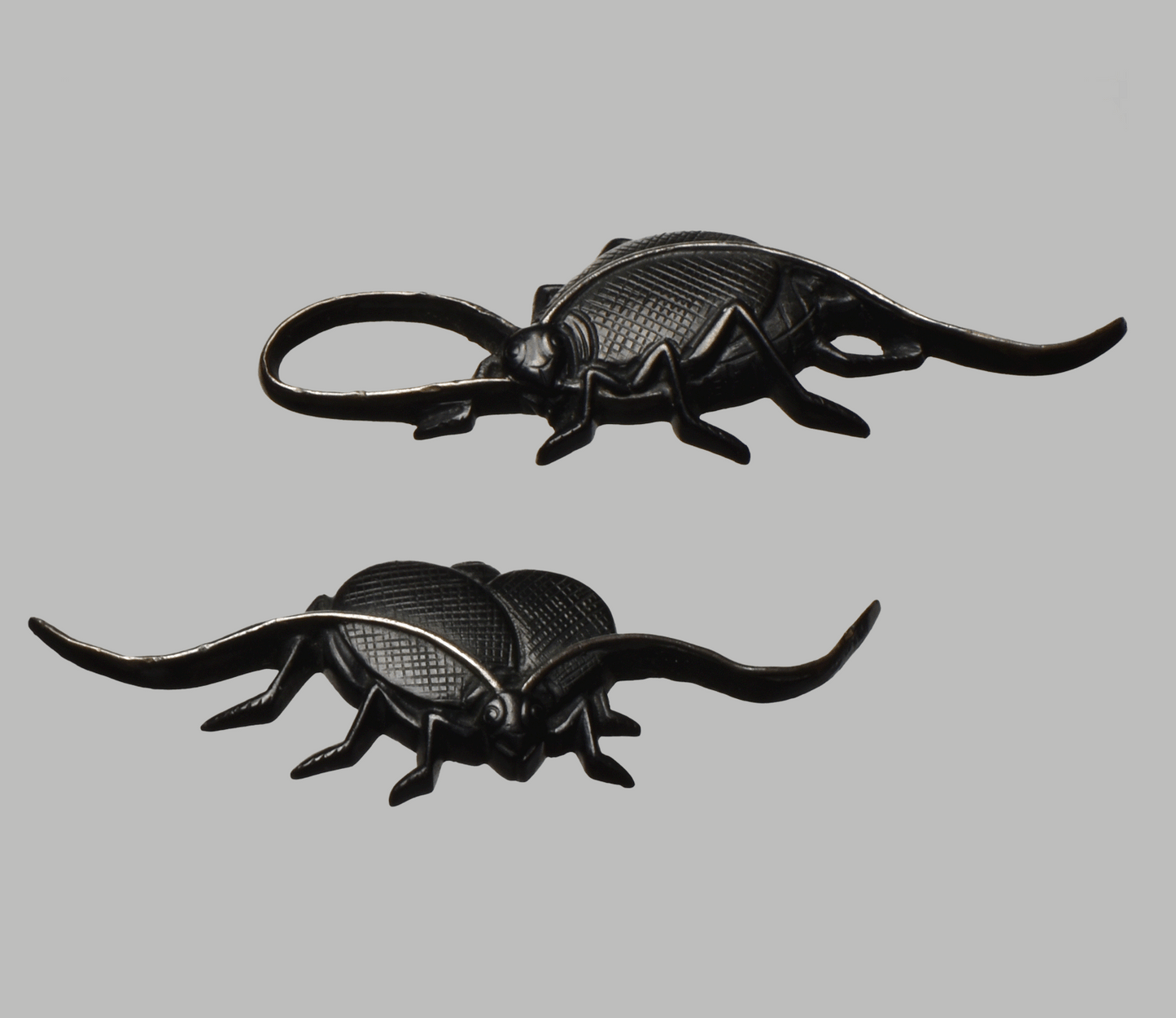 - Menuki - koorogi by Akiyoshi (明義) NBTHK Tokubetsu Hozon