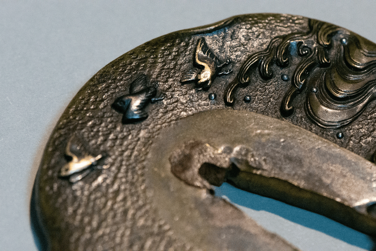 Tsuba -  Hamano, Yasuchika, Nara or Omori  - Chidori Nami (Waves and bírds)