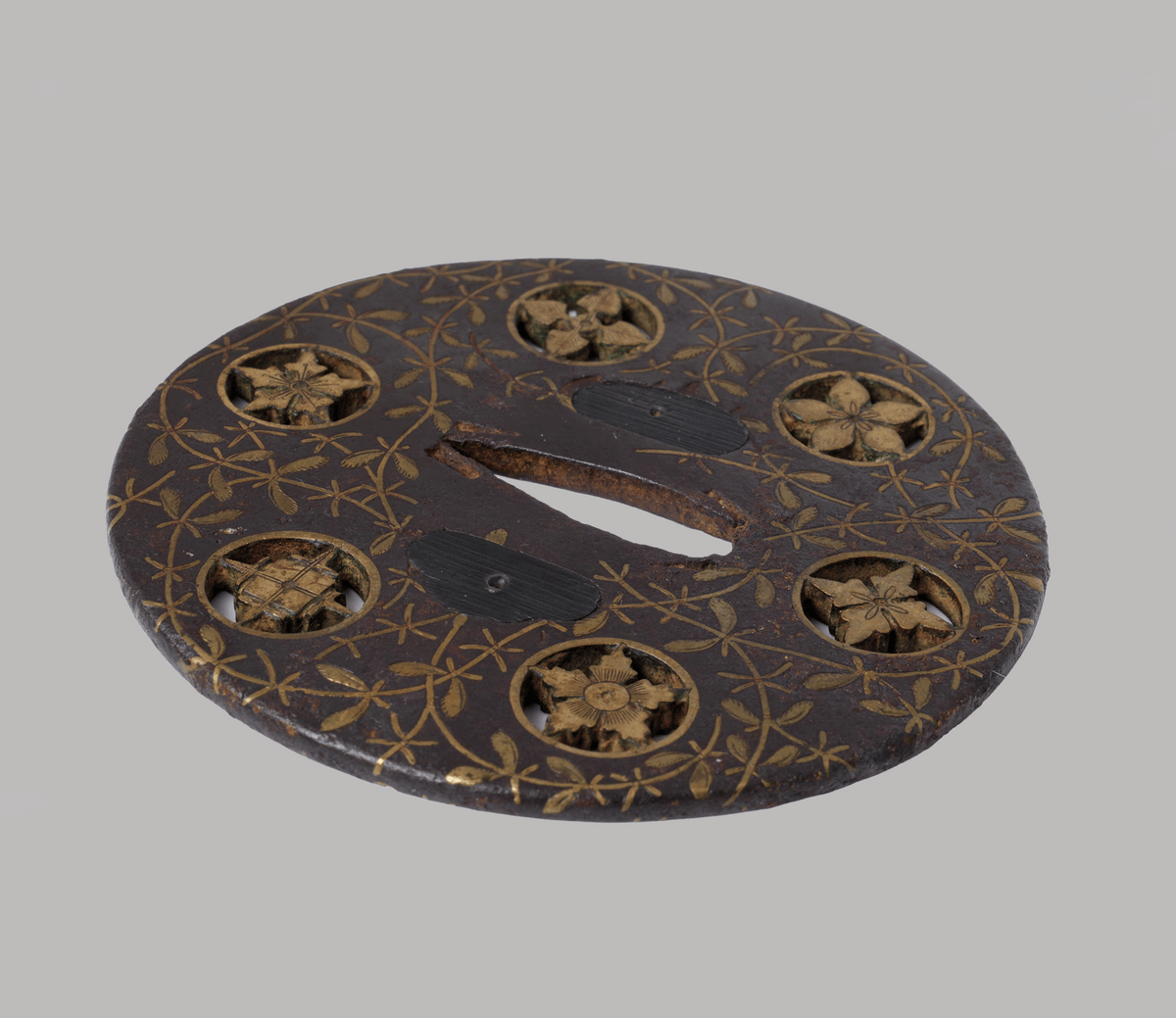Tsuba - Heianjo Yoshiro - Momoyama