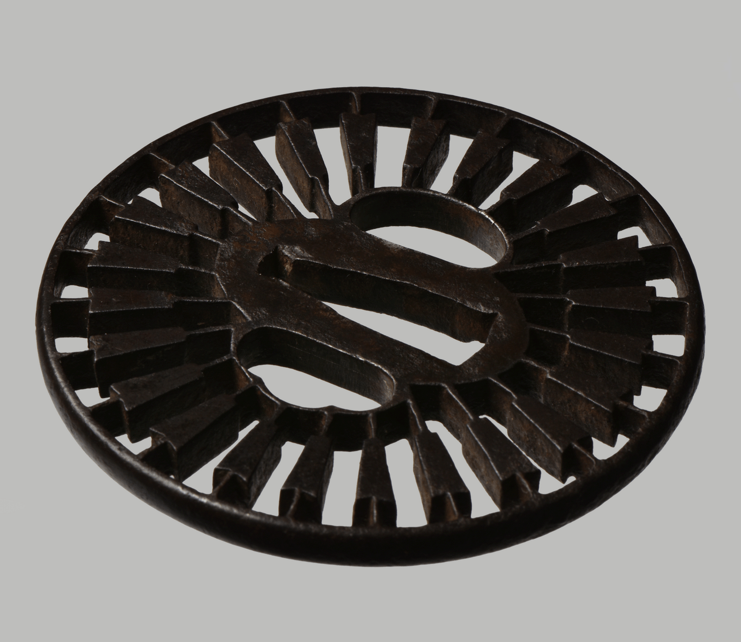 - Tsuba - Kacchushi 24 arrows - rising sun motive