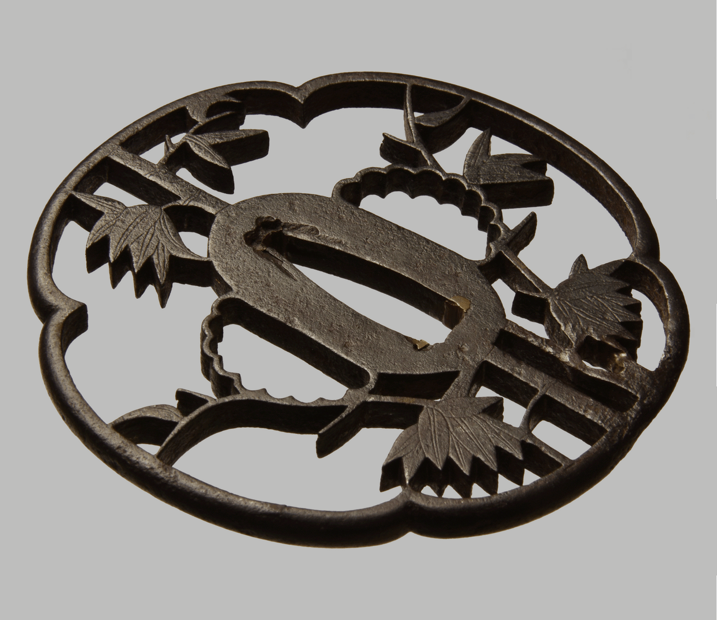 - Tsuba - large Kyo Sukashi - motive Bamboo-snow 84,3mm ! - NBTHK Hozon to Shoami